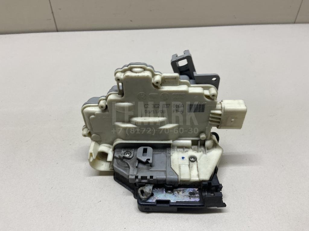 Замок двери передней правой