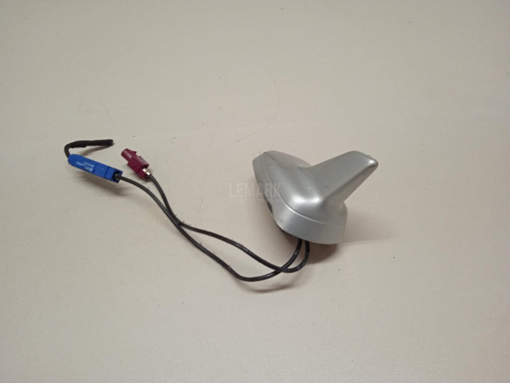 Антенна для  Audi A4 [B9] 2015