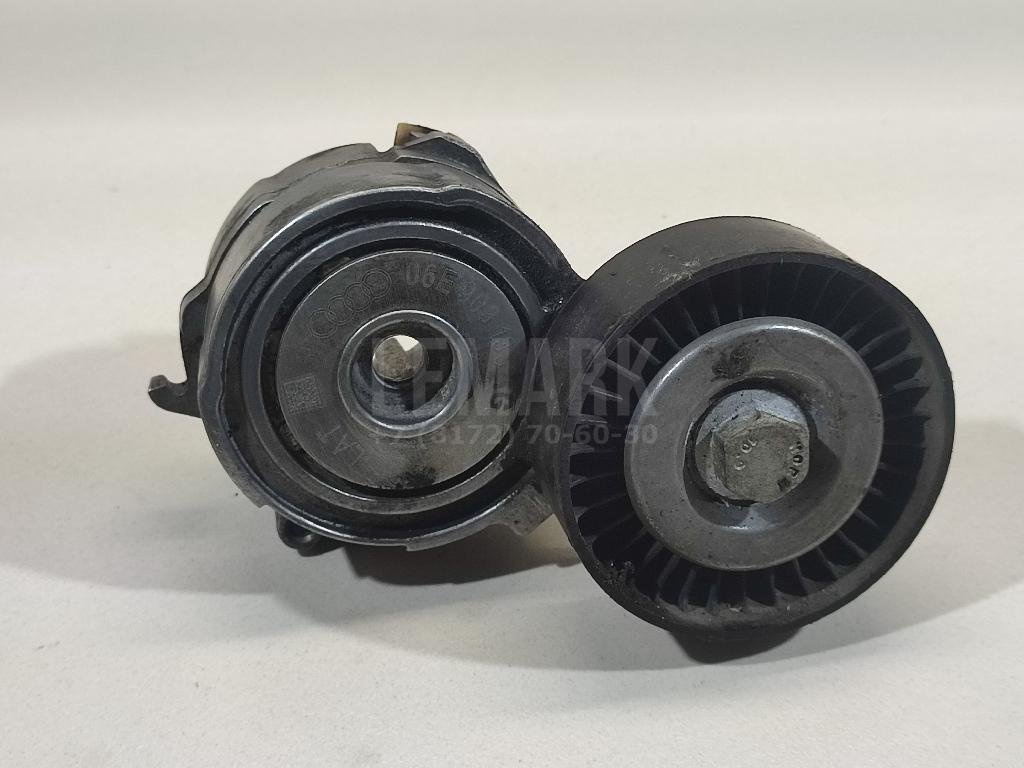 Ролик руч.ремня с кронштейном