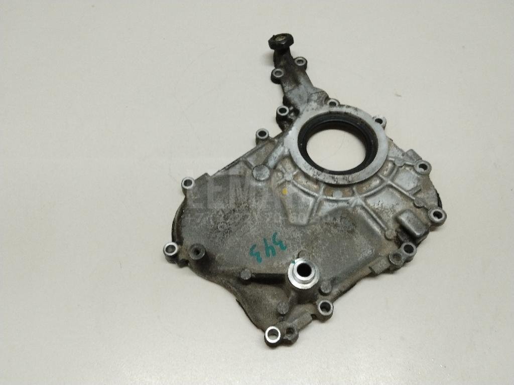 Крышка двигателя передняя