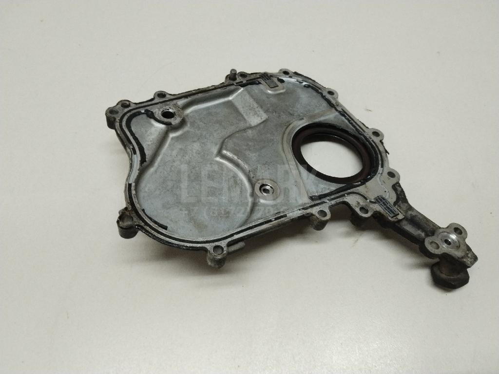 Крышка двигателя передняя