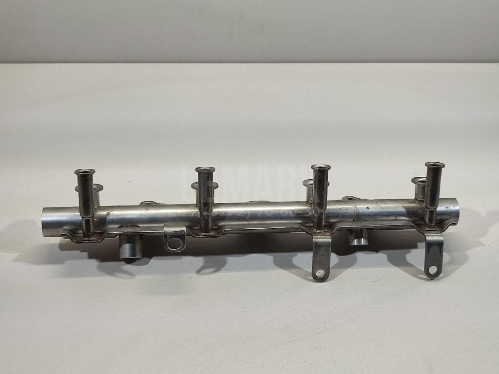 Рейка топливная (рампа)