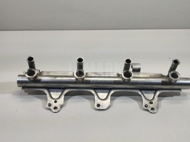 Рейка топливная (рампа)