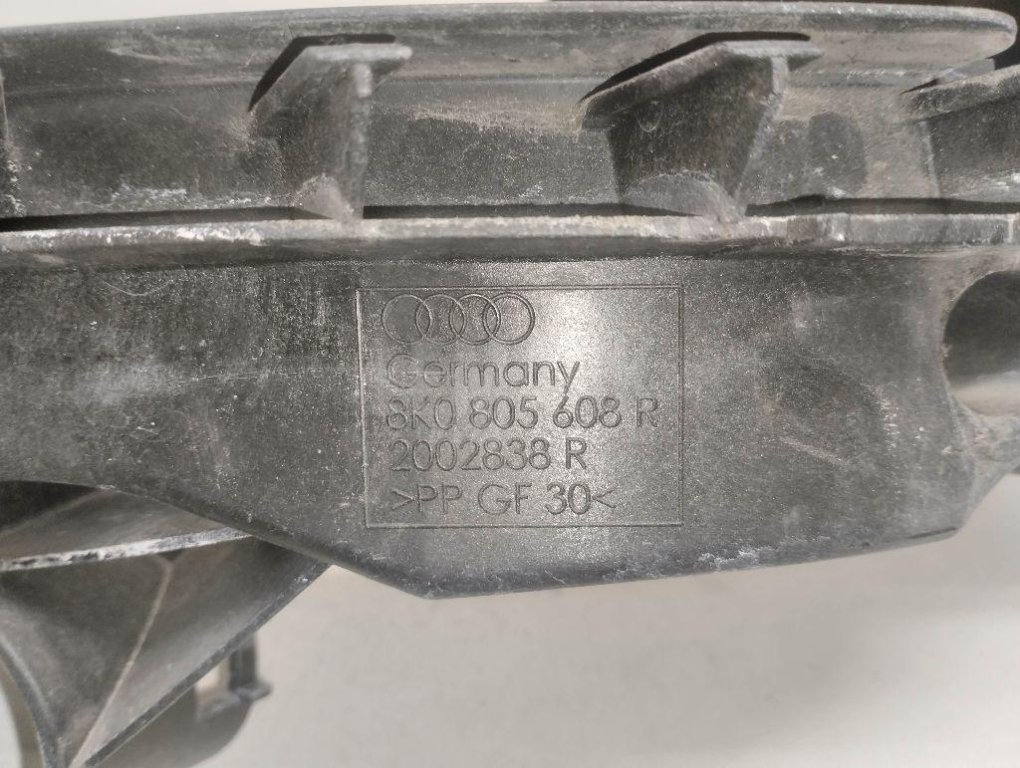 Кронштейн фар правый для  Audi A4 [B6] 2000-2004