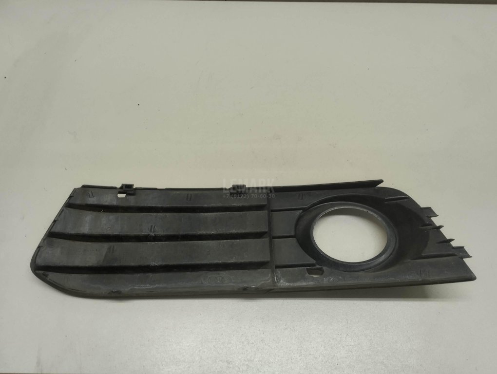 Решетка в бампер правая