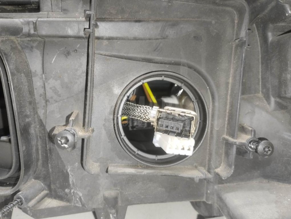 Фара левая для  Audi 80/90 [B4] 1991-1995