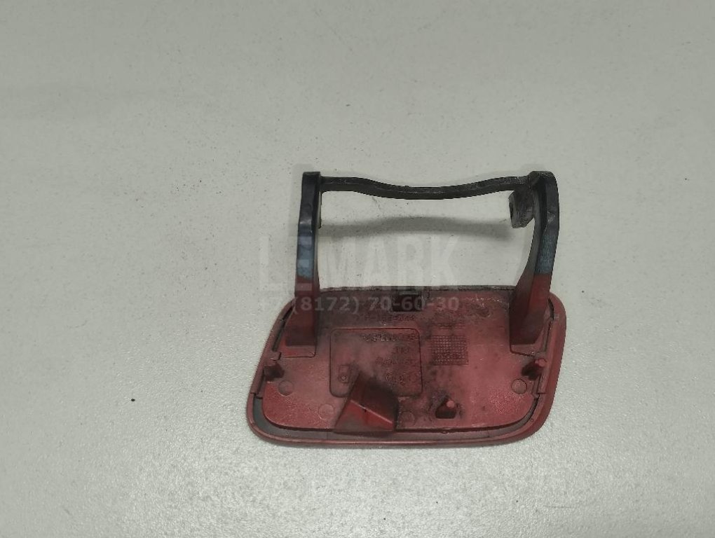 Крышка форсунки омывателя