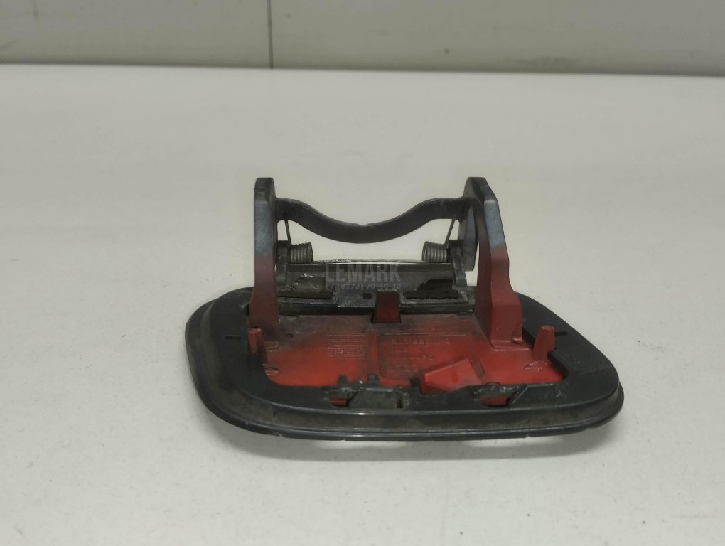 Крышка форсунки омывателя