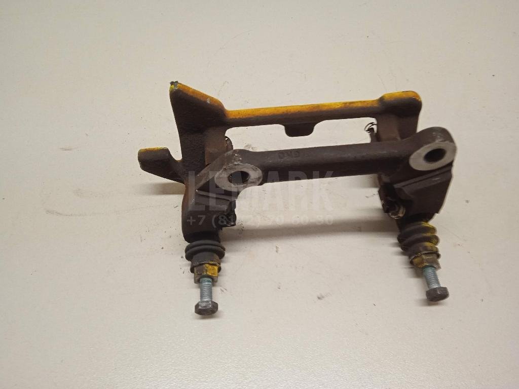 Скоба суппорта заднего левого