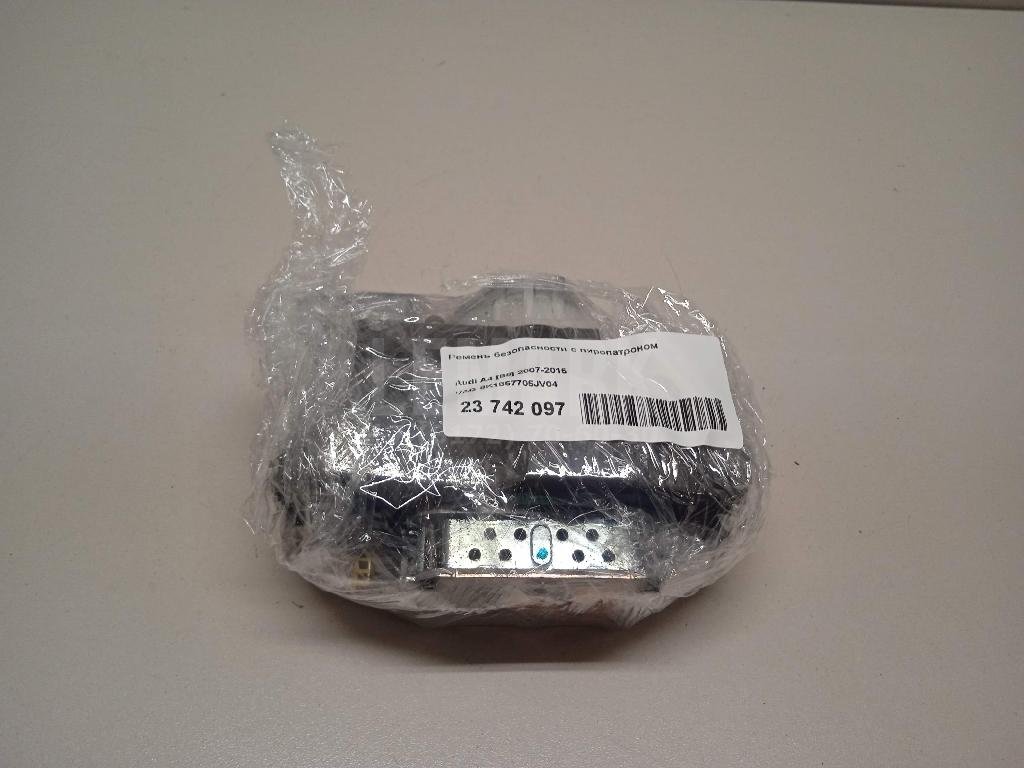 Ремень безопасности с пиропатроном