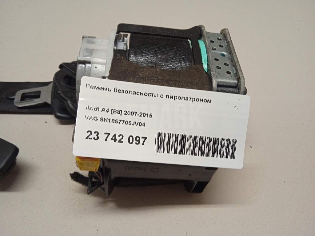 Ремень безопасности с пиропатроном