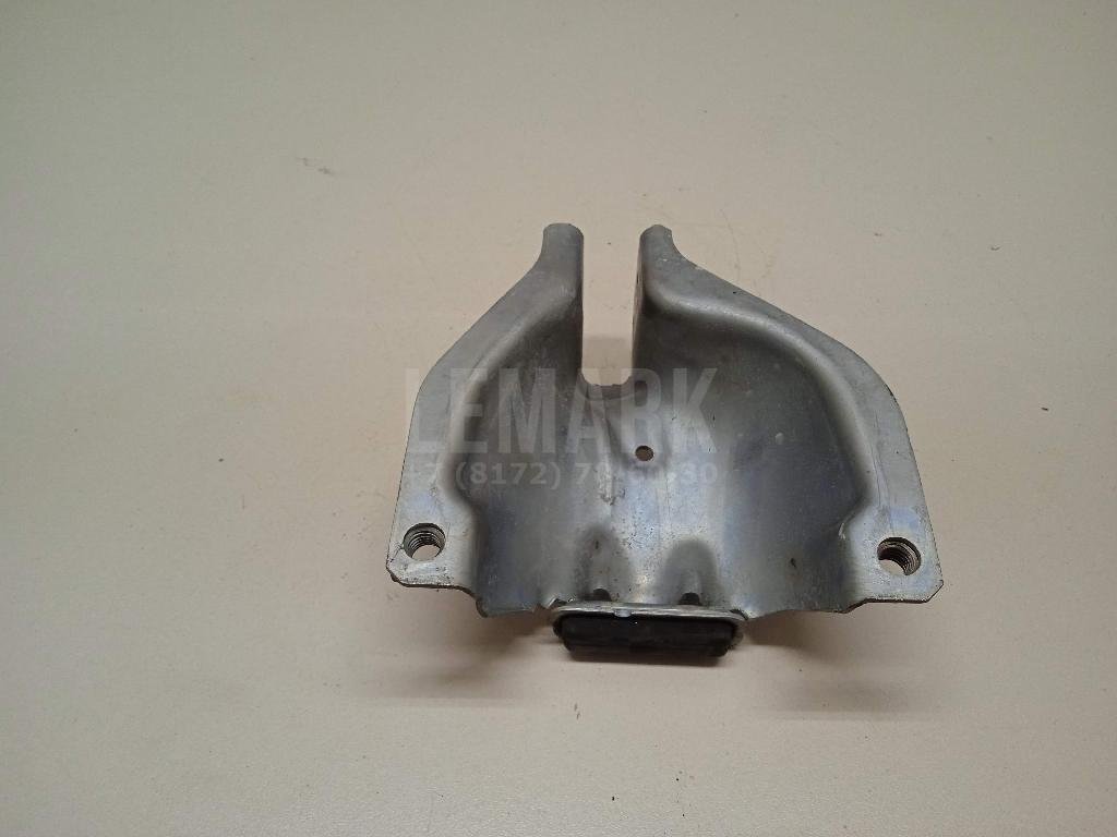 Кронштейн опоры двигателя