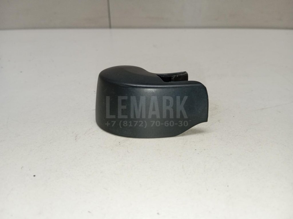 Крышка поводка стеклоочистителя