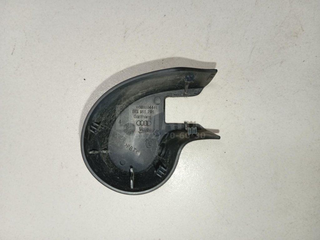 Крышка поводка стеклоочистителя