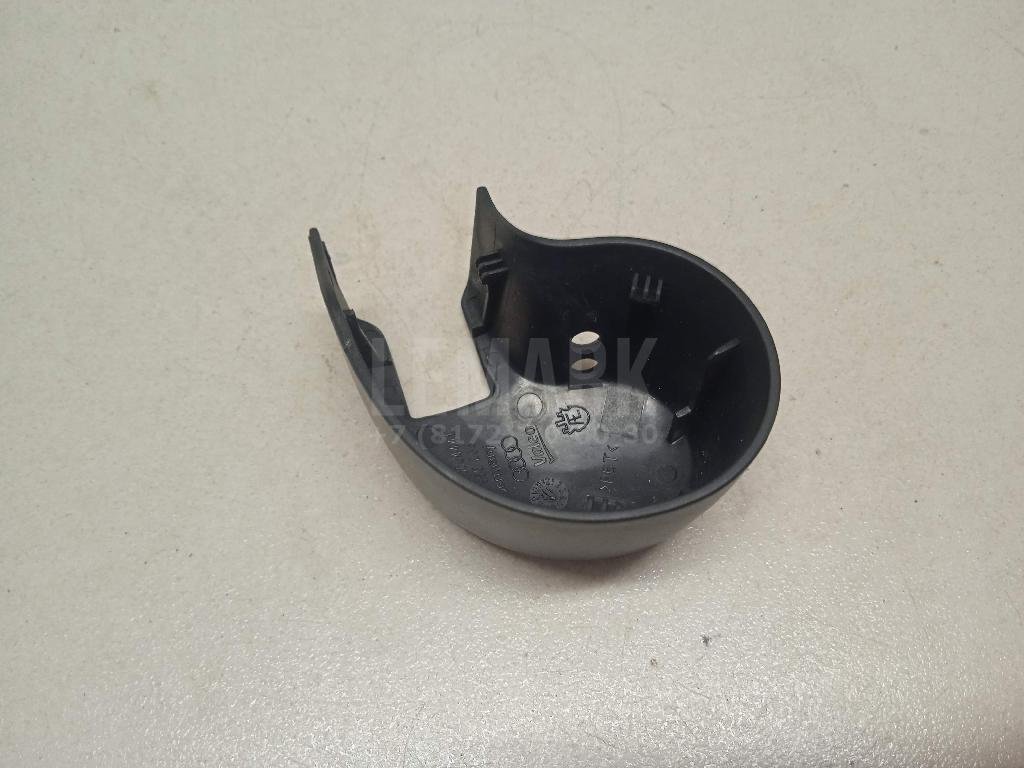 Крышка поводка стеклоочистителя