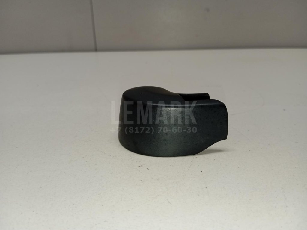 Крышка поводка стеклоочистителя