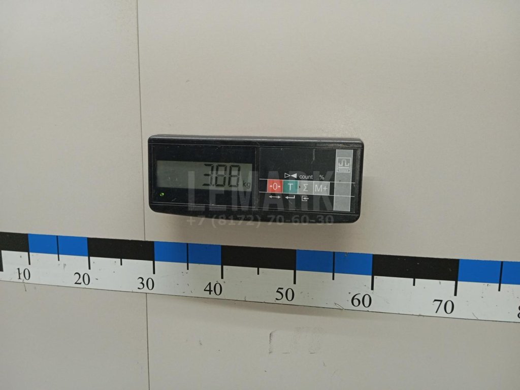 Стекло двери передней левой