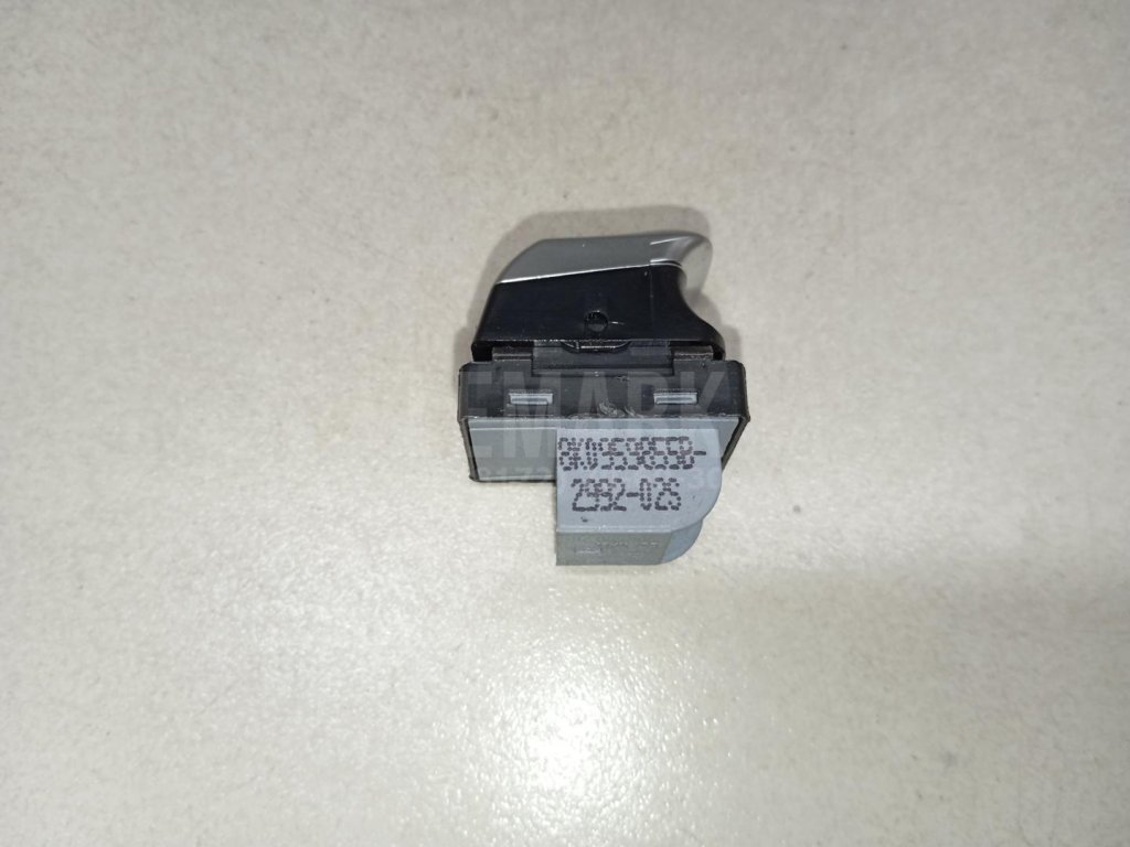 Кнопка стеклоподъемника