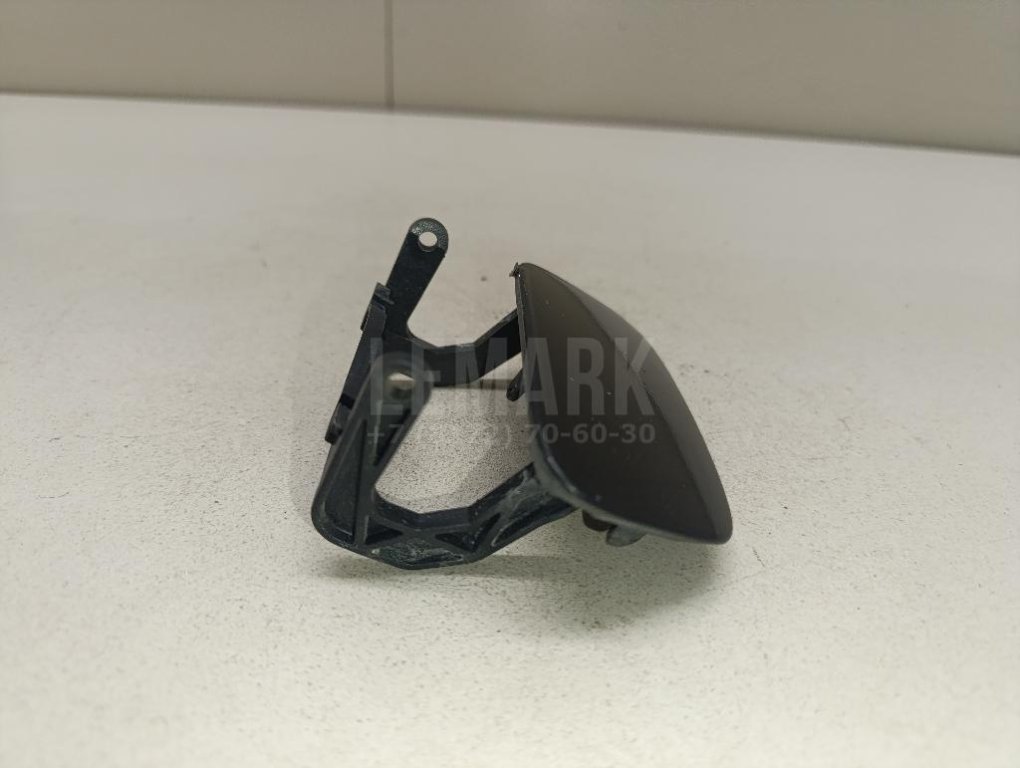 Крышка форсунки омывателя