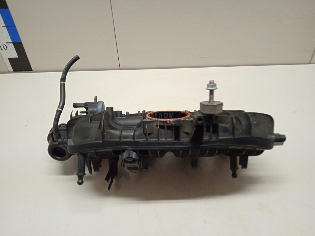 Коллектор впускной