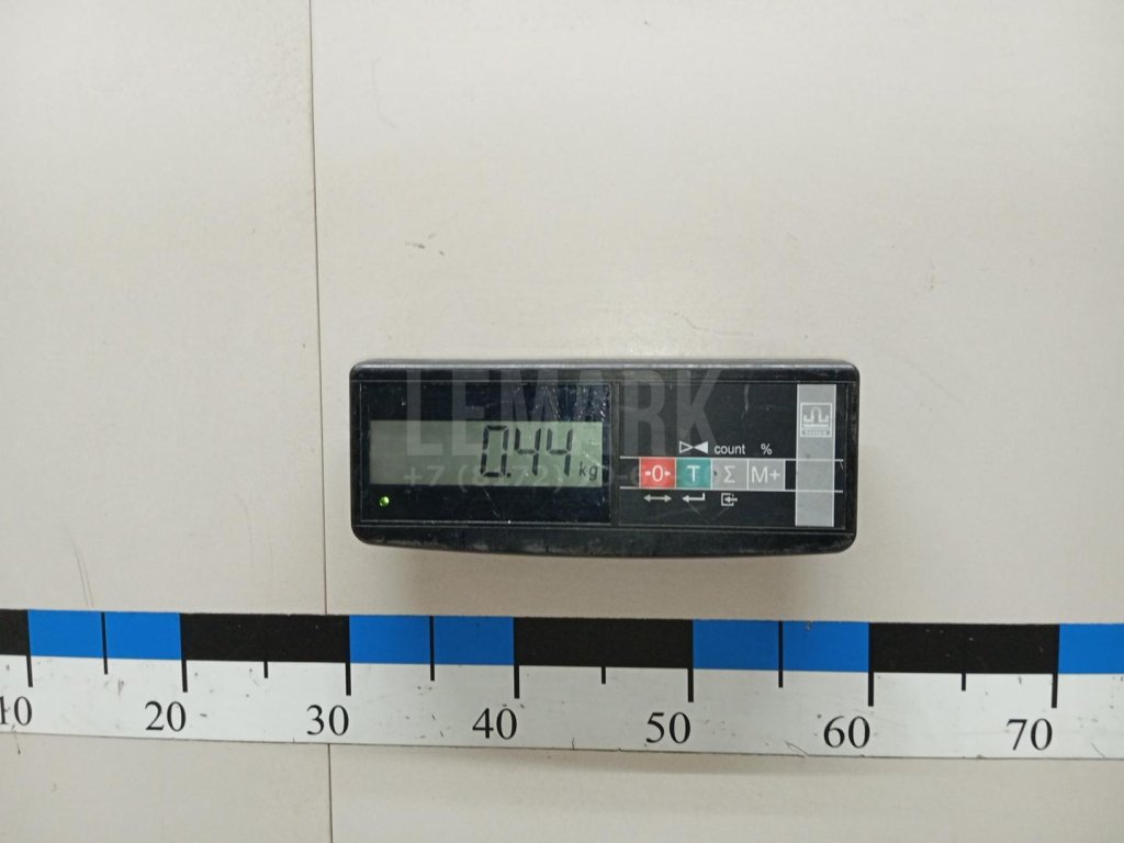 Крючок капота