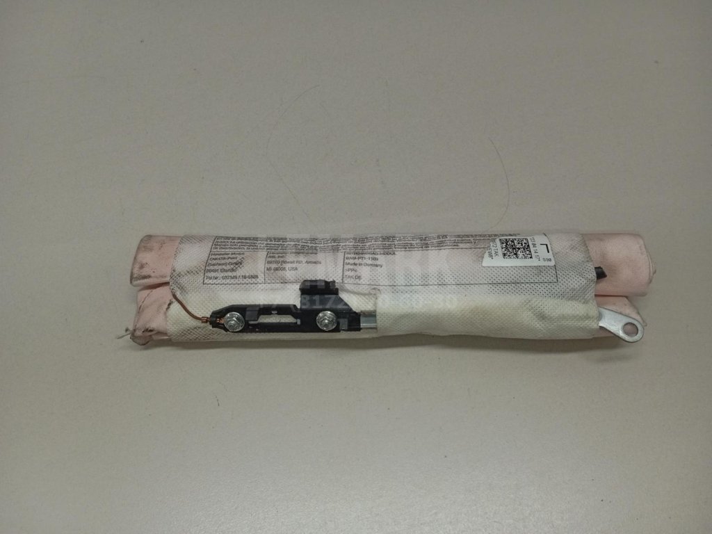 Подушка безопасности боковая (в сиденье)