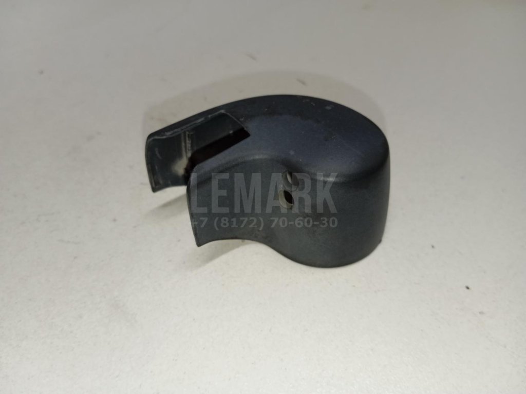 Крышка поводка стеклоочистителя