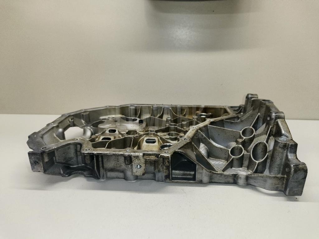 Поддон масляный двигателя для  Audi A4 [B9] 2015