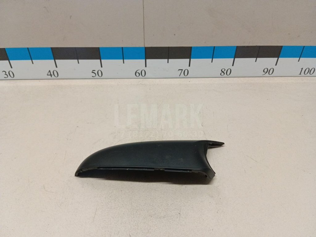 Накладка зеркала правого
