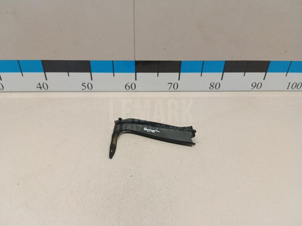 Уплотнитель фары для  Alfa Romeo 159 2005-2011