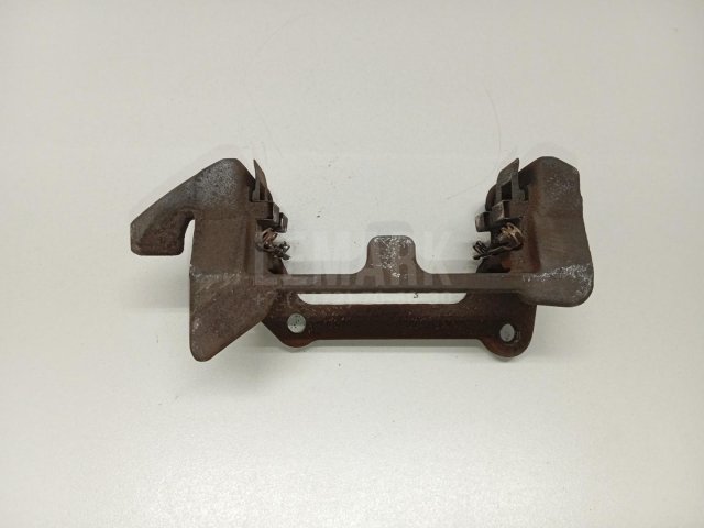 Скоба суппорта заднего левого