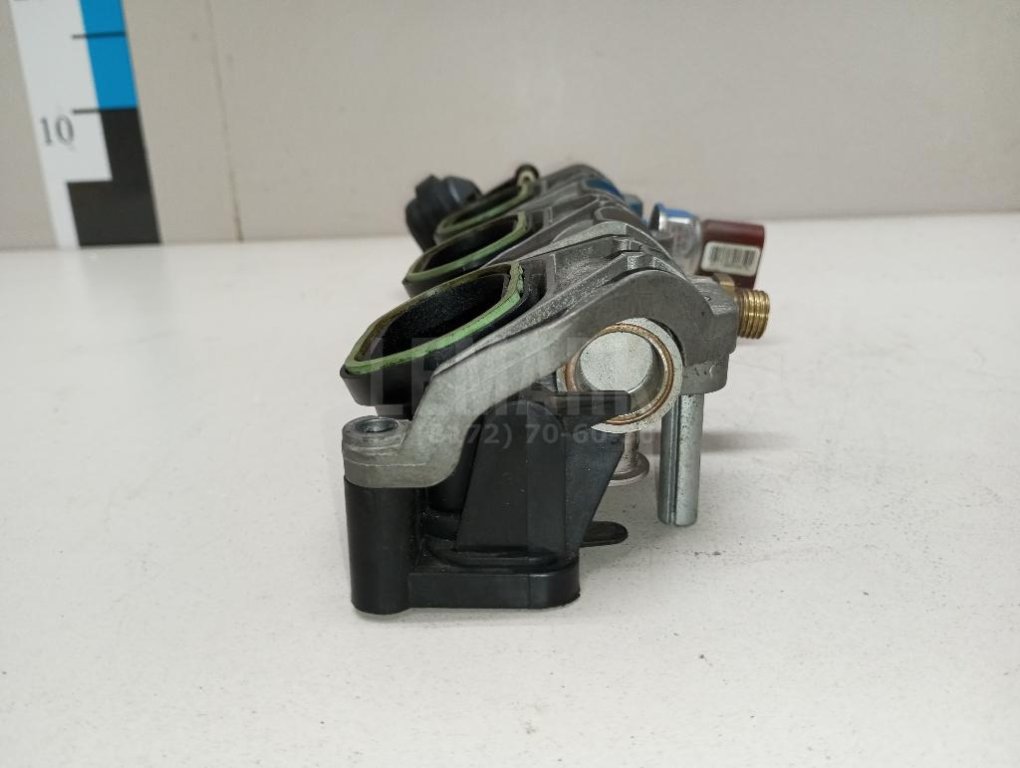 Коллектор впускной