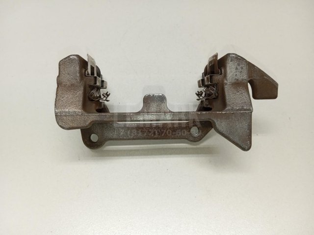 Скоба суппорта заднего правого