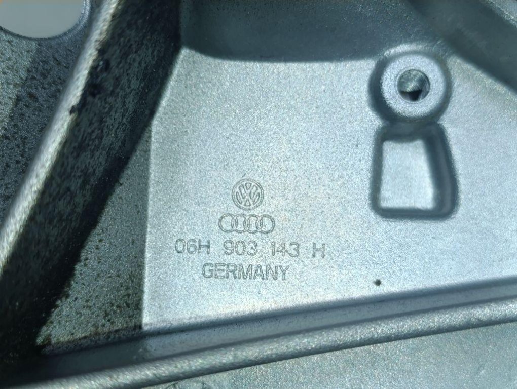 Кронштейн генератора для  Audi 100 [C4] 1991-1994