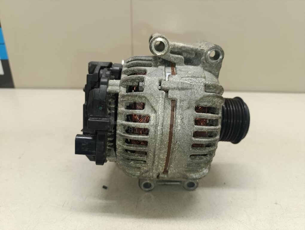 Генератор для  Audi A4 [B9] 2015