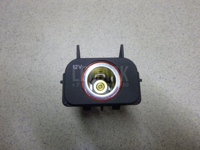 Гнездо прикуривателя