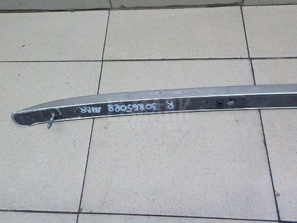 Рейлинг правый (планка на крышу)