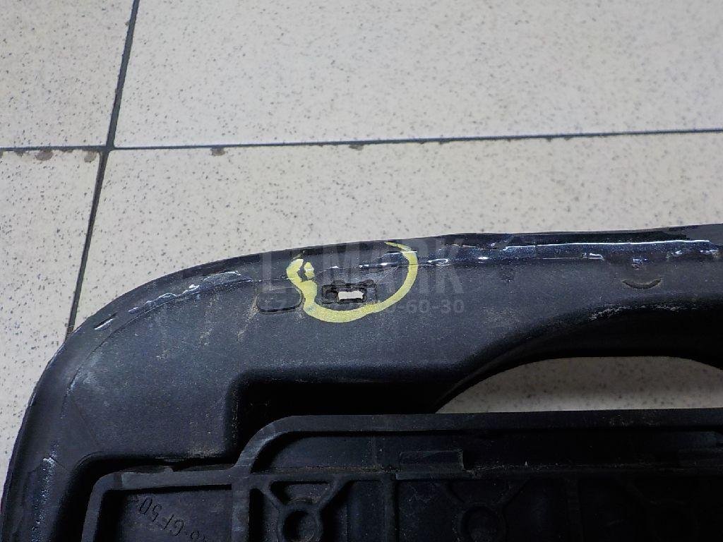 Ниша лючка бензобака