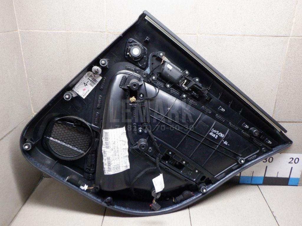 Обшивка двери задней левой