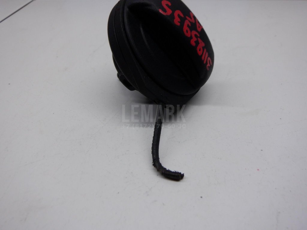 Крышка топливного бака