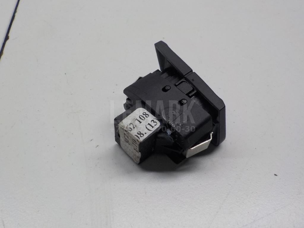 Кнопка центрального замка