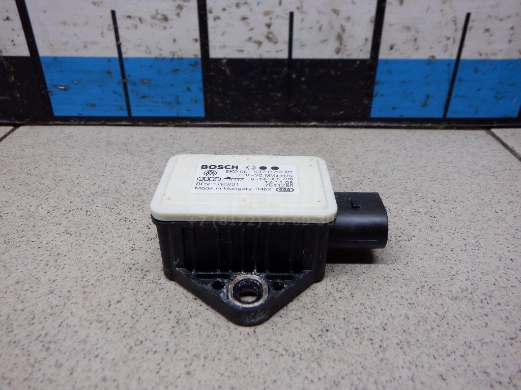 Датчик ускорения