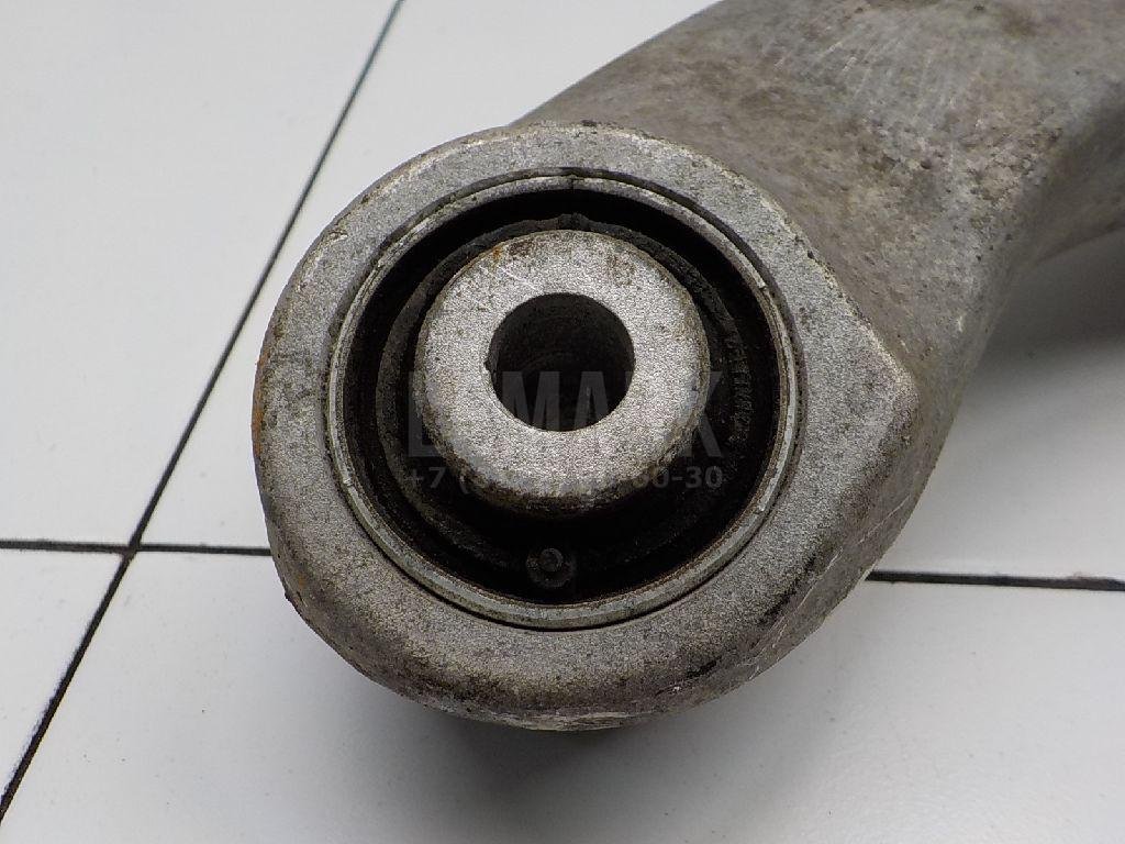 Рычаг задний верхний правый