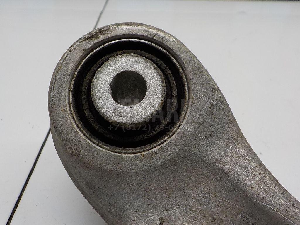 Рычаг задний верхний правый