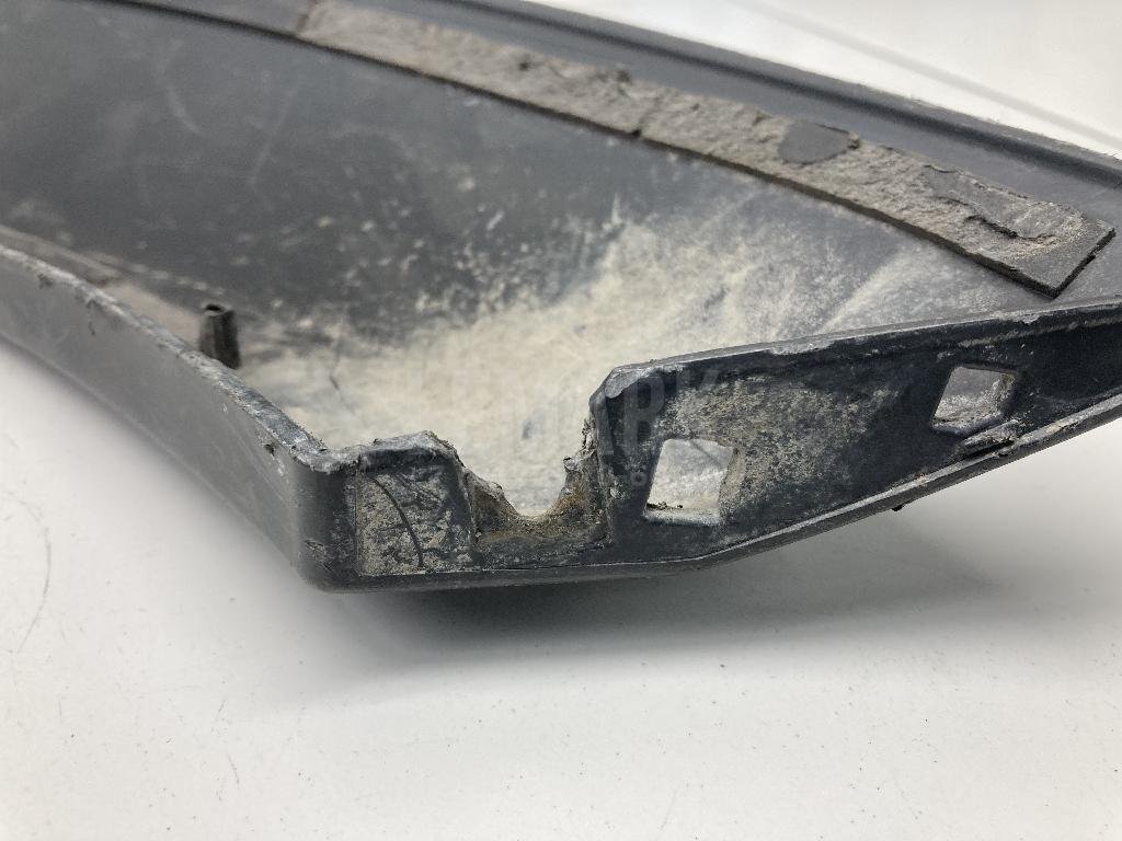 Накладка переднего крыла левого