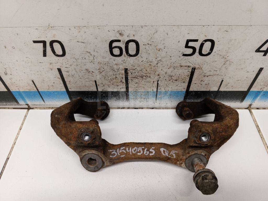 Скоба суппорта переднего для  Audi A3 [8PA] Sportback 2004-2013