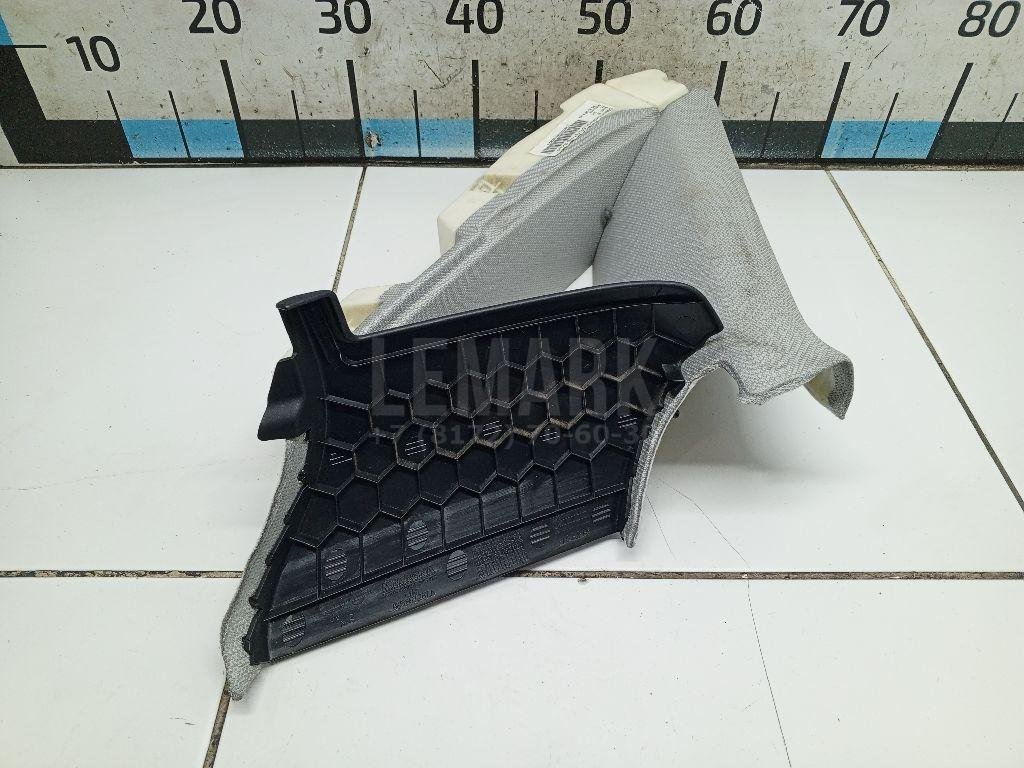 Обшивка багажника