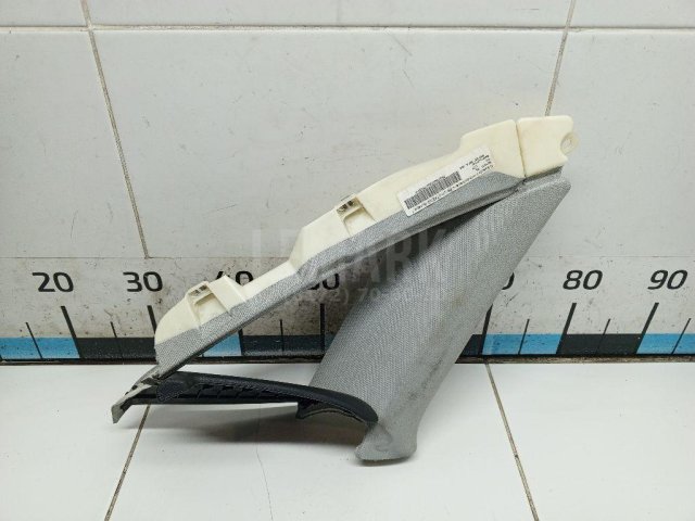 Обшивка багажника