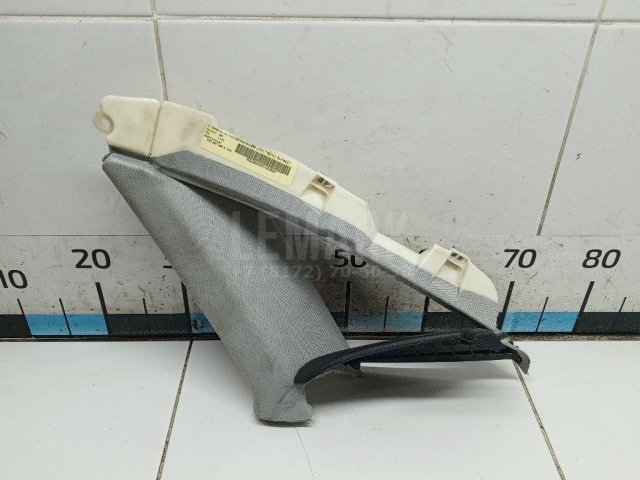 Обшивка багажника