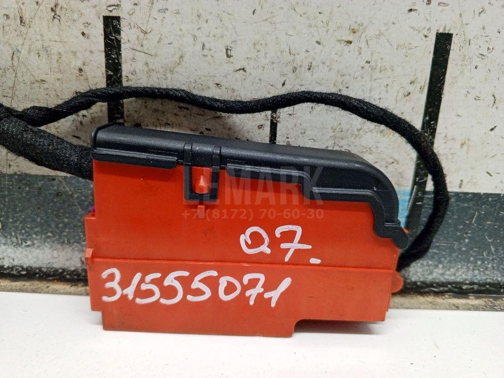 Блок предохранителей для  Audi A2 [8Z0] 2000-2005